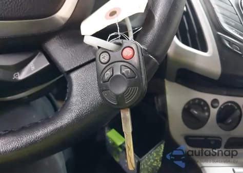 2014 Ford Focus Se from USA, damaged, VIN 1FADP3F2XEL116325